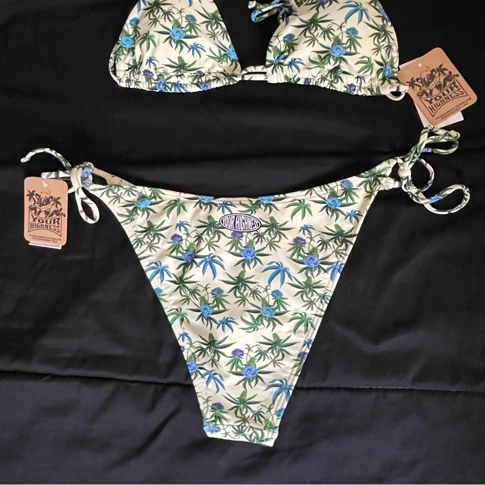 Zumiez Graphic 420 Print Bikini Set